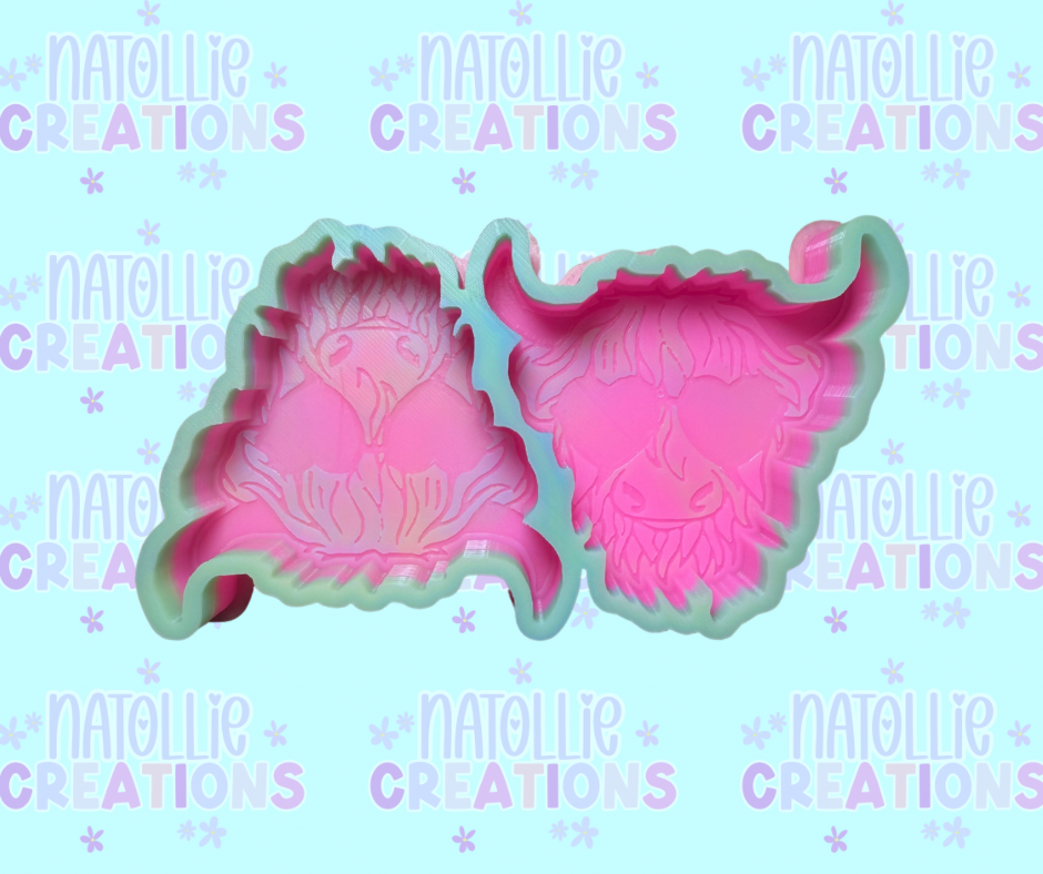 Highland W/ Heart Eyes Vent Clip Freshie Silicone Mold