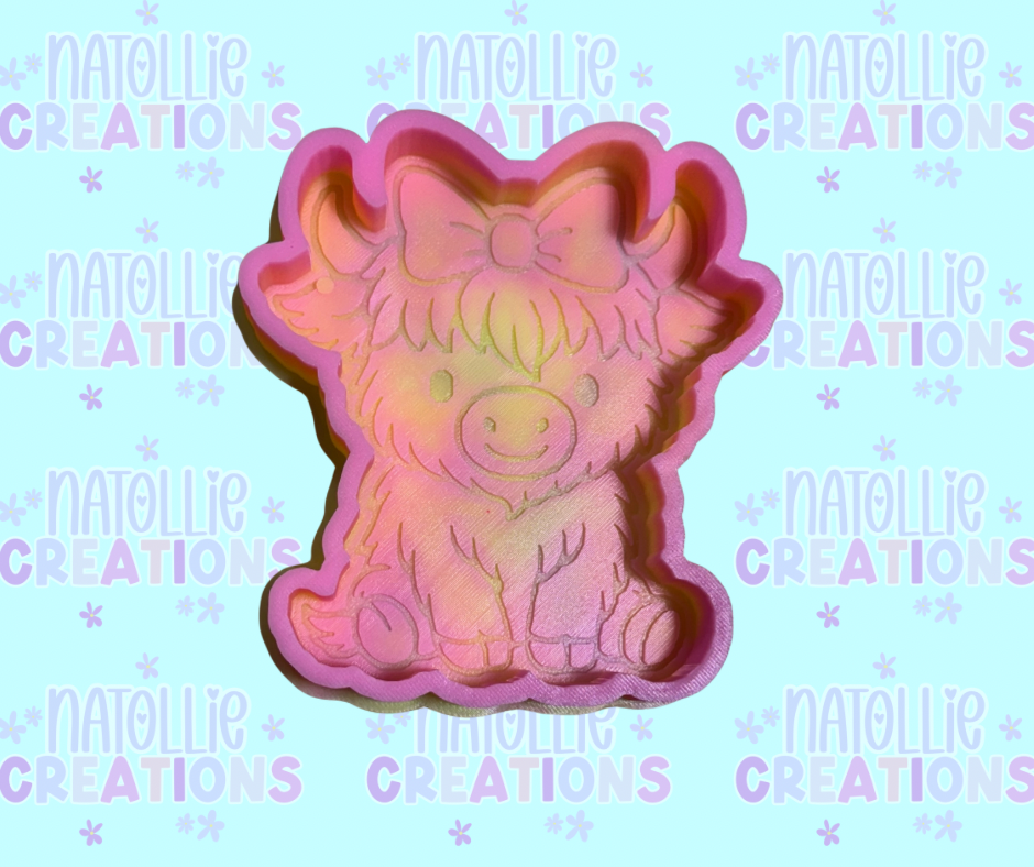 Highland W/ Bow Freshie Silicone Mold