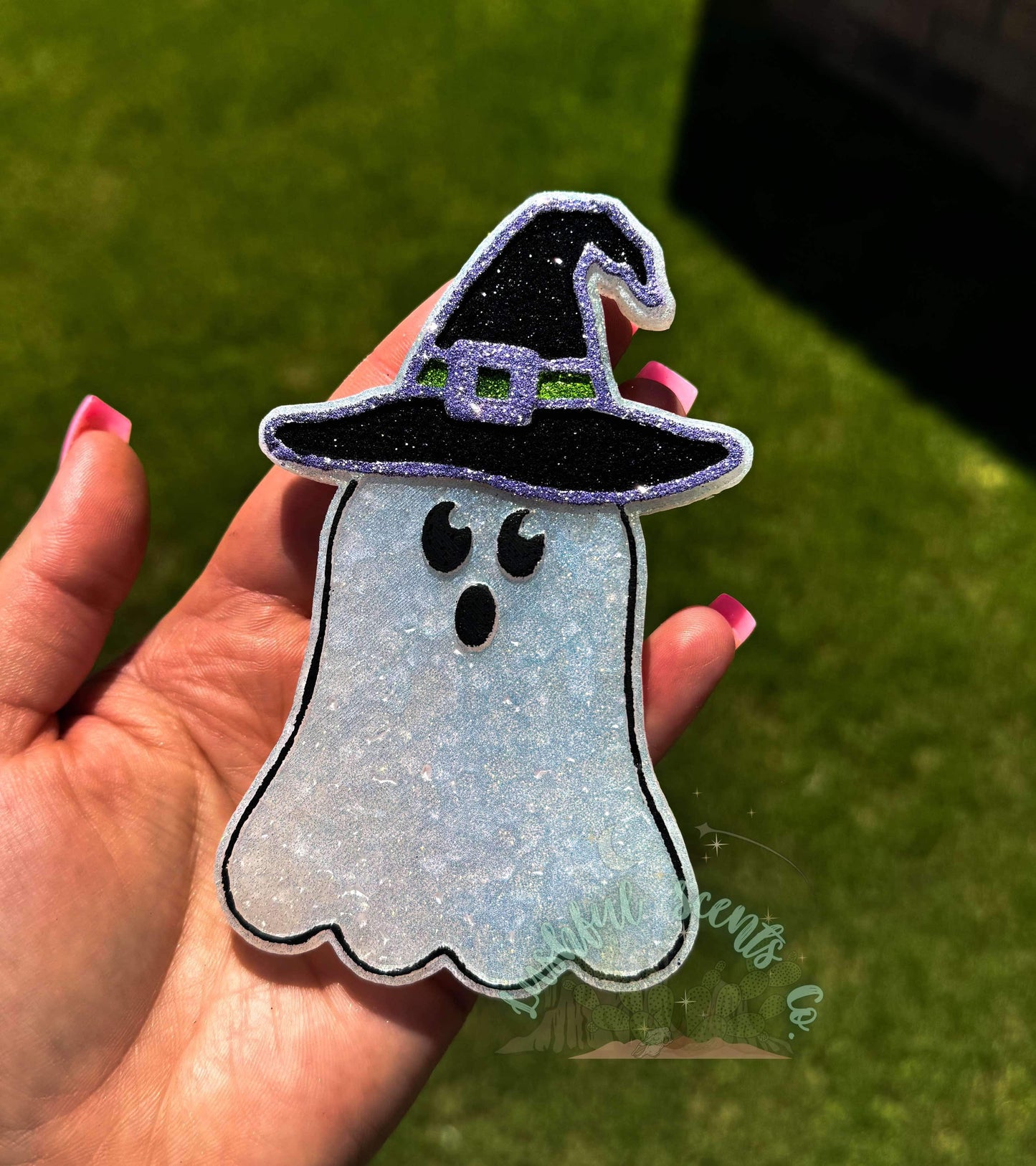 Ghost W/ Witch Hat Freshie Silicone Mold