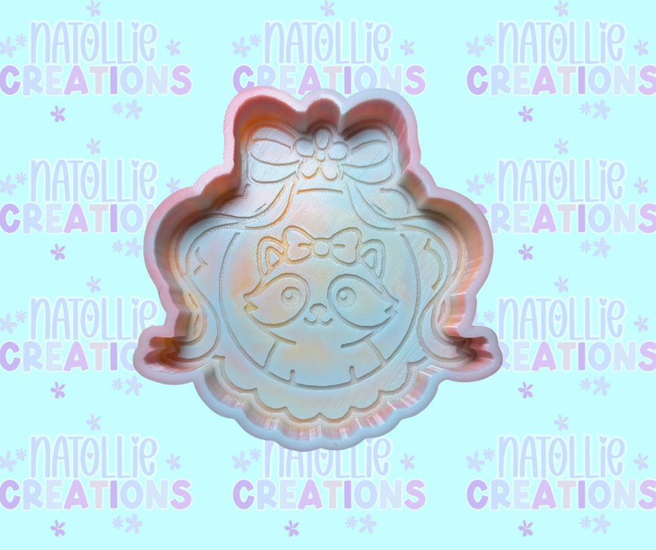 Scalloped Frame Raccoon Freshie Silicone Mold