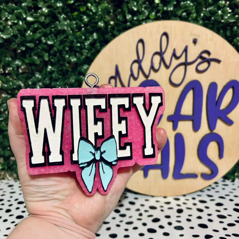 Wifey W/ Bow Freshie Silicone Mold