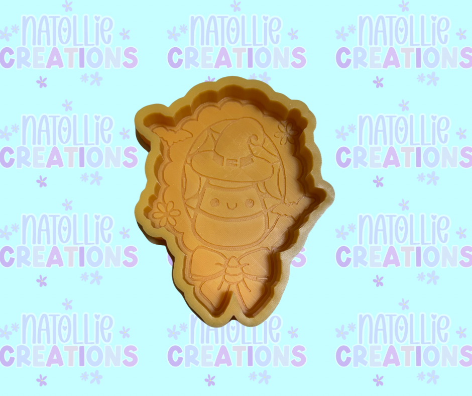 Scalloped Frame Candy Corn Freshie Silicone Mold