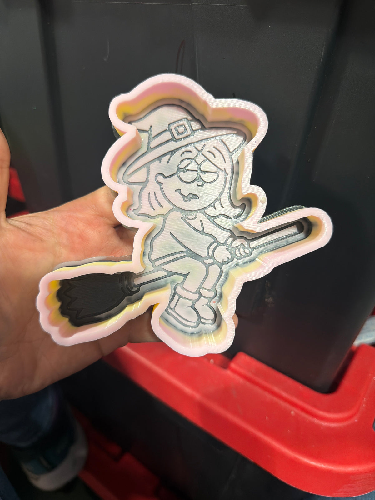 B GRADE - broomstick lizzie