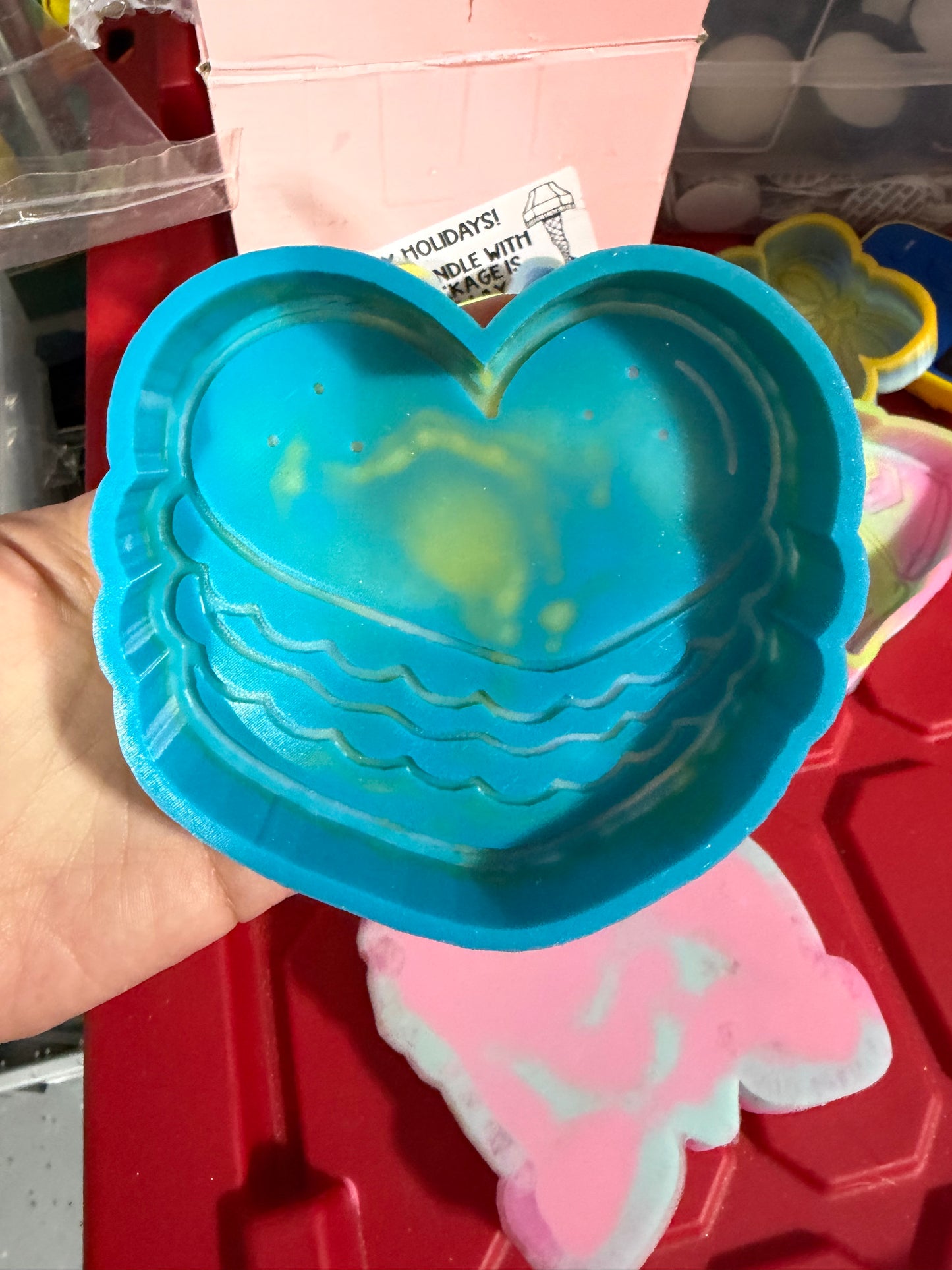 RTS - heart macaroon