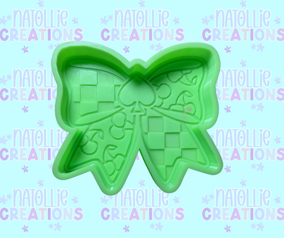 Spade Bow Freshie Silicone Mold