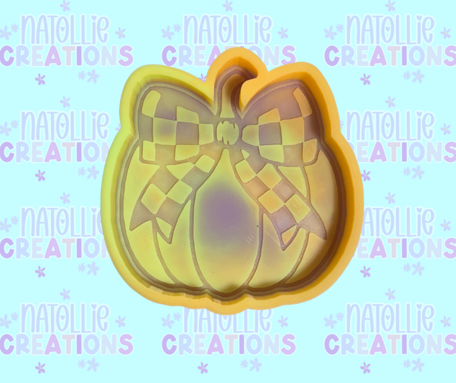 Pumpkin W/ Checkered Bow Freshie Silicone Mold