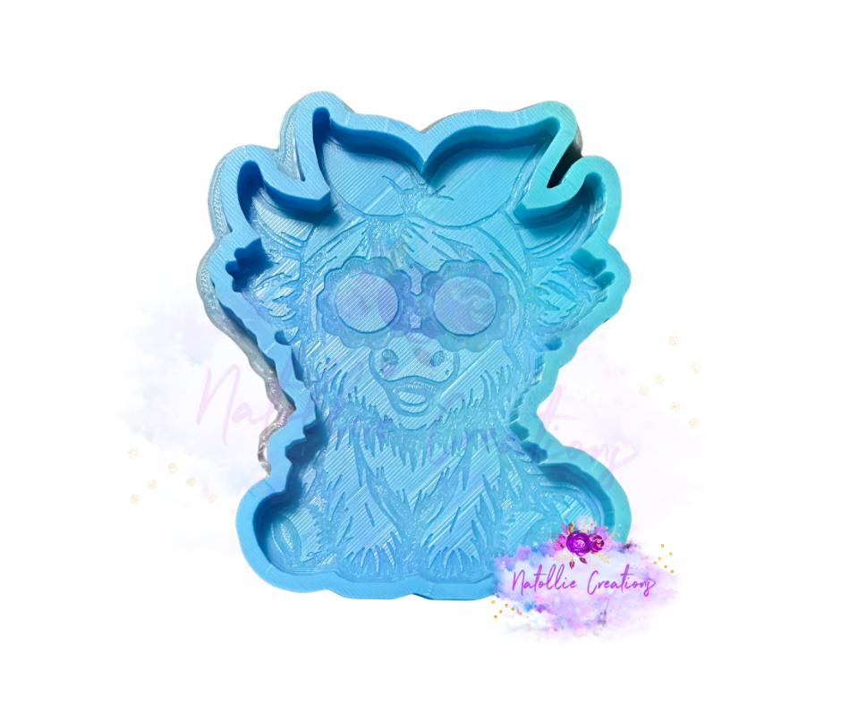 Highland Cow W/ Groovy Glasses Freshie Silicone Mold