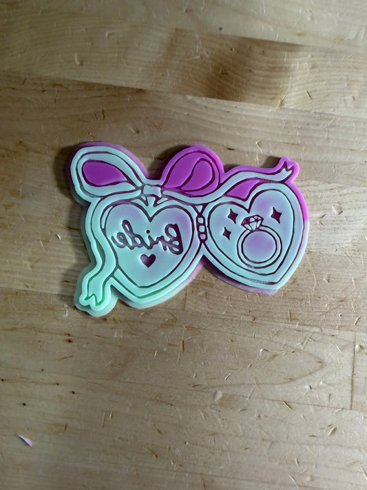 B GRADE INSERT - bride open locket