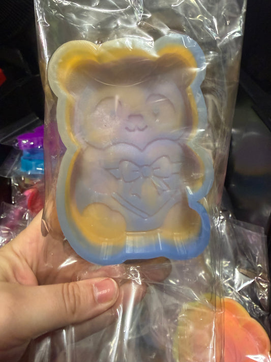 RTS - panda with heart box