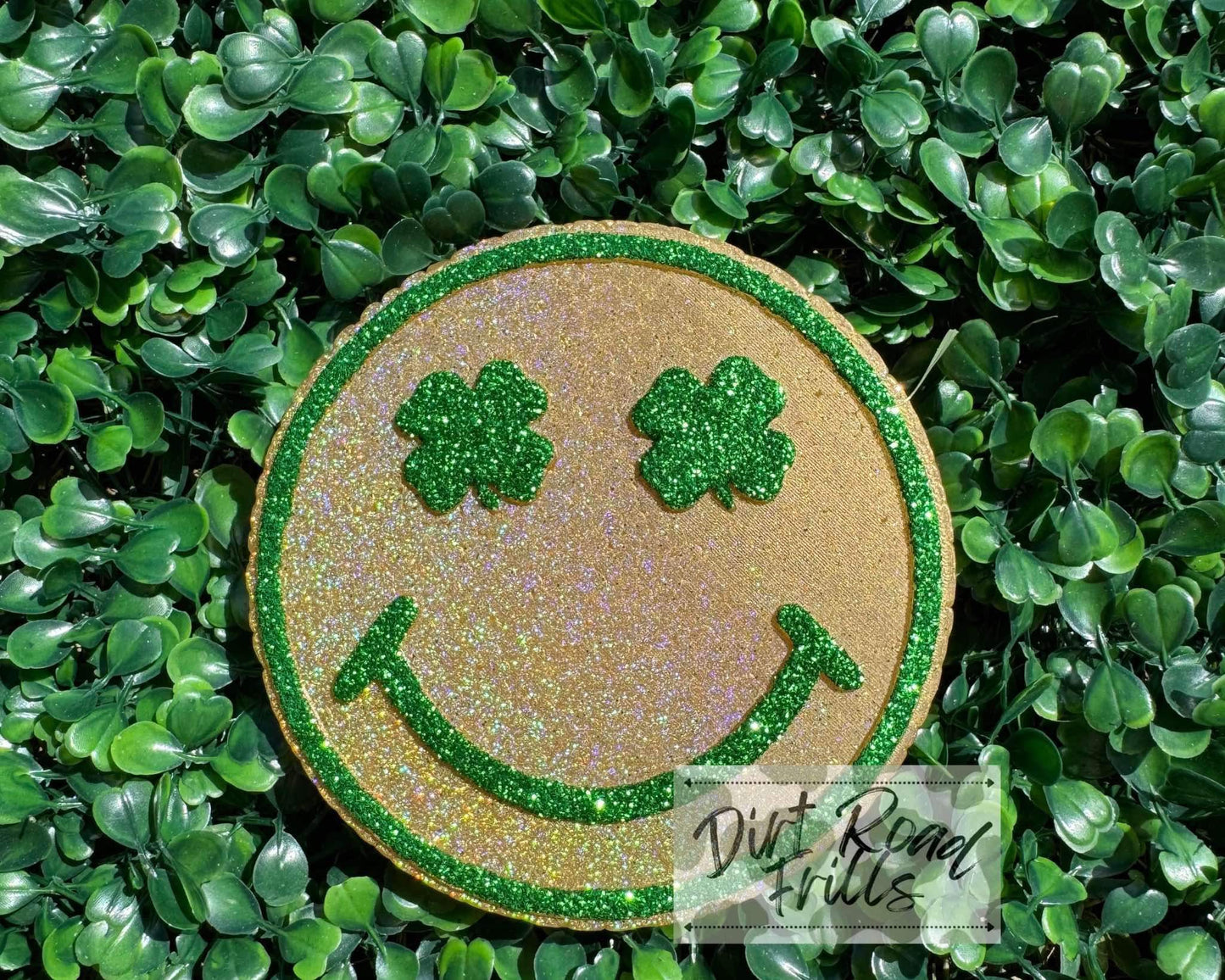 Clover Smiley Face Freshie Silicone Mold