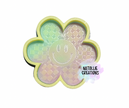 Checkered Smiley Flower Freshie Silicone Mold