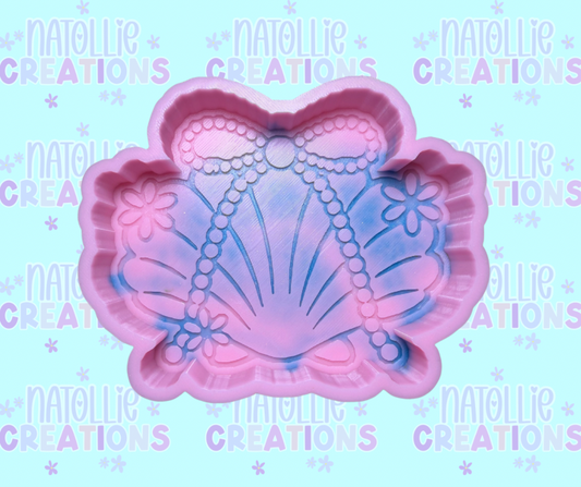 Seashell W/ Pearl Bow Freshie Silicone Mold