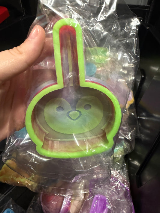RTS - penguin candy apple