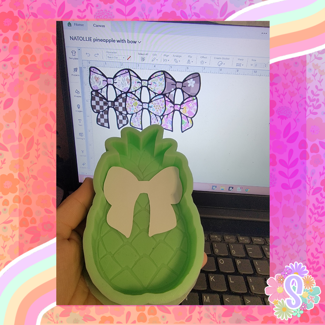 Pineapple With Bow - NATOLLIE CREATIONS