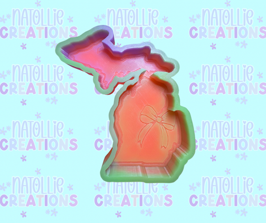 Michigan W/ Bow Freshie Silicone Mold