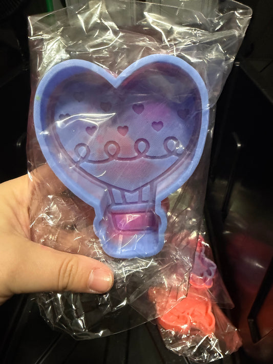 RTS - heart balloon