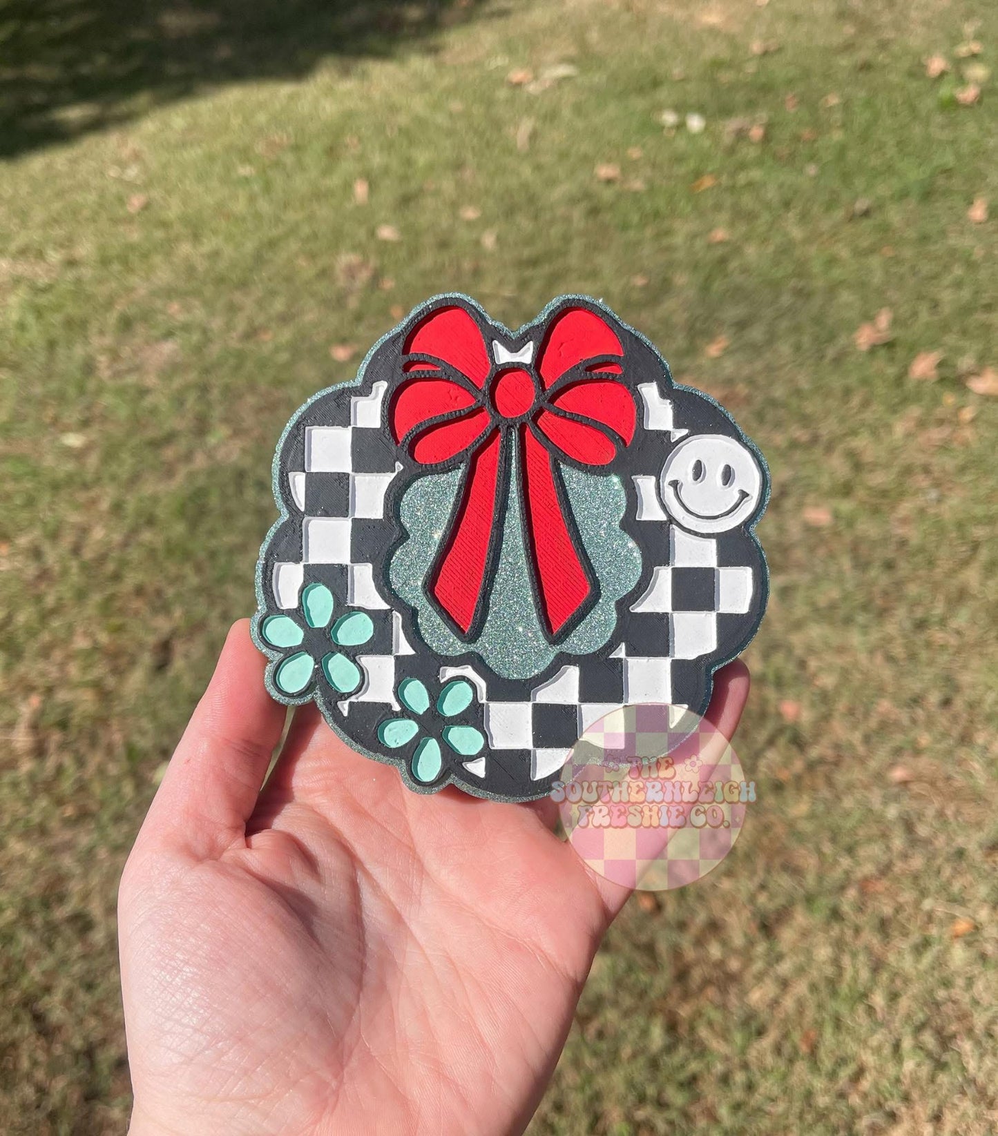 Groovy Wreath Freshie Silicone Mold